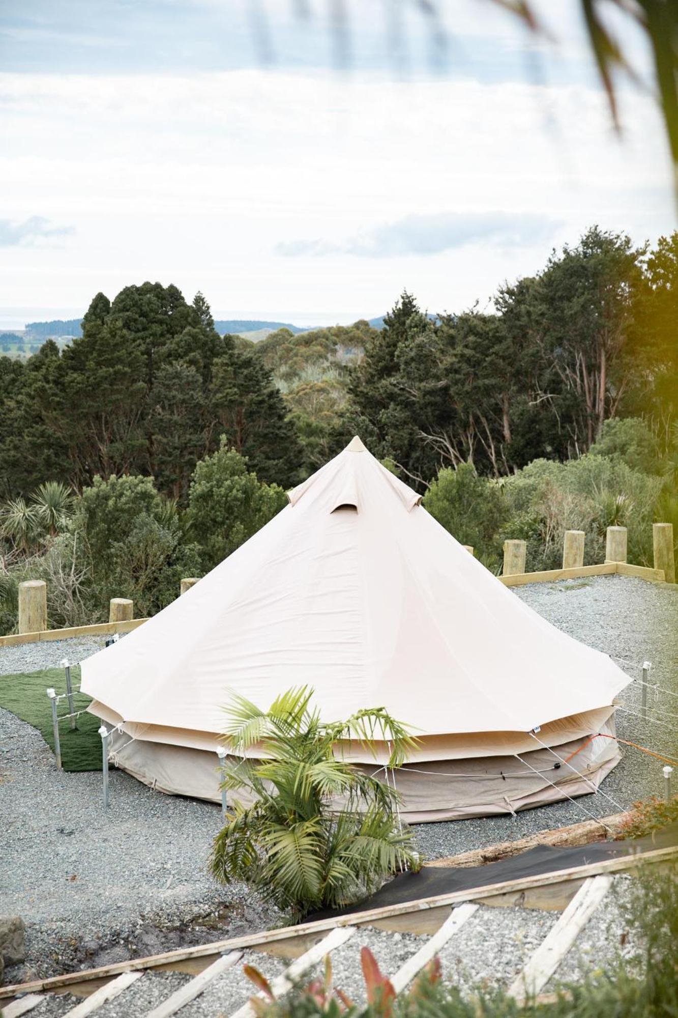 Отель Aotearoa Surf Eco Pods Te Arai Экстерьер фото