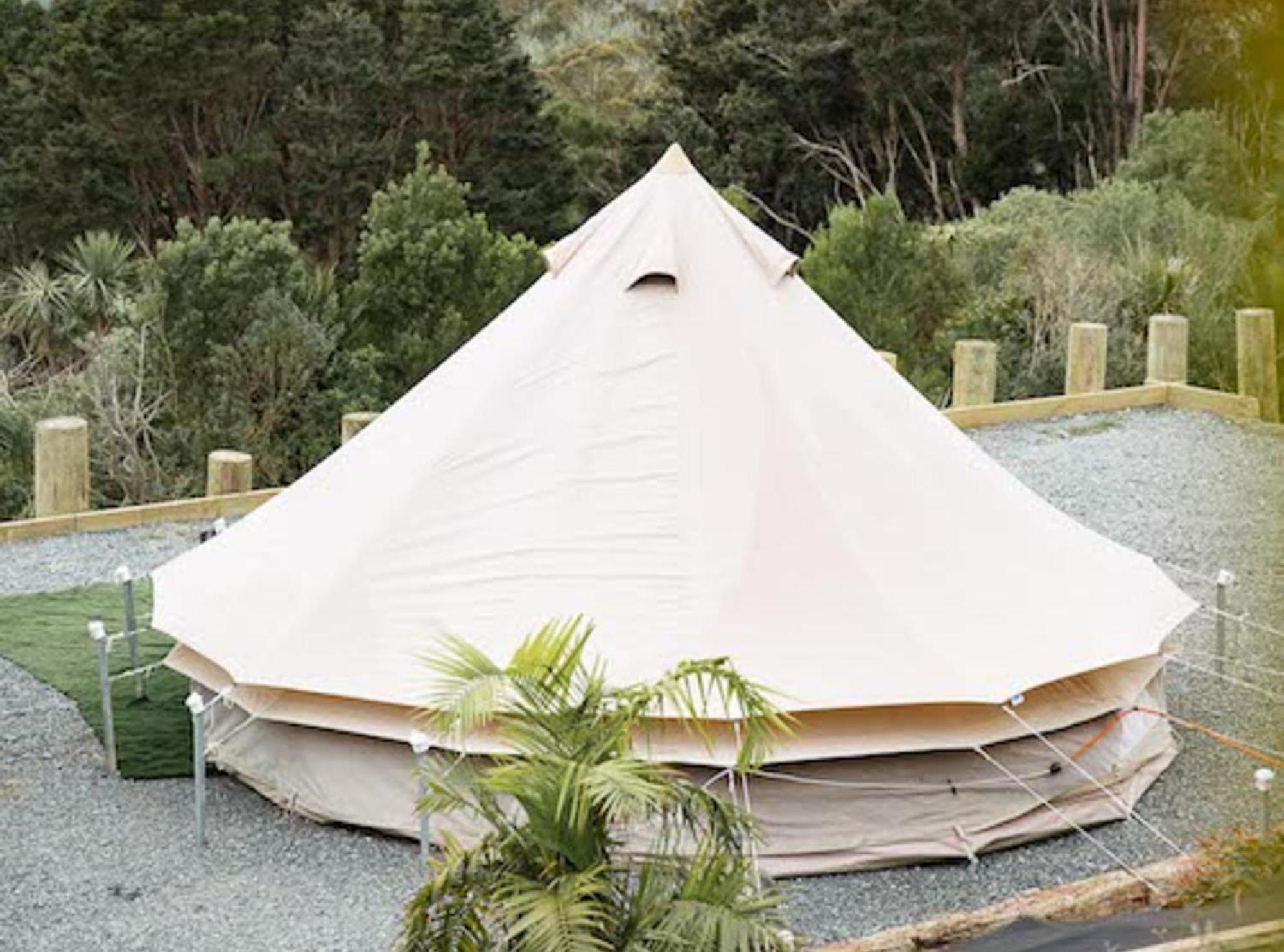Отель Aotearoa Surf Eco Pods Te Arai Экстерьер фото