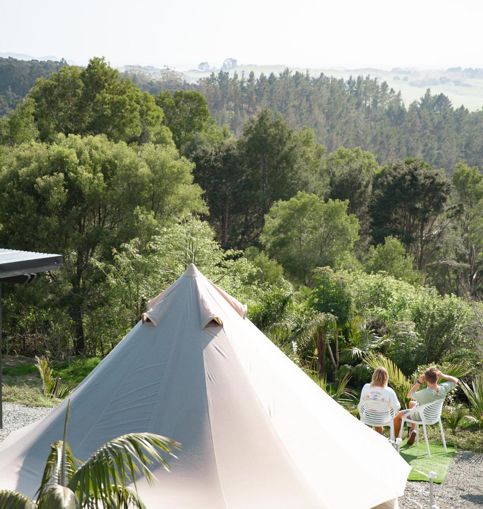Отель Aotearoa Surf Eco Pods Te Arai Экстерьер фото